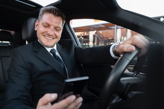 1 to 8 People Private Transfer from Dublin Airport to City Centre - Vehicle capacity: when up to eight passengers matters