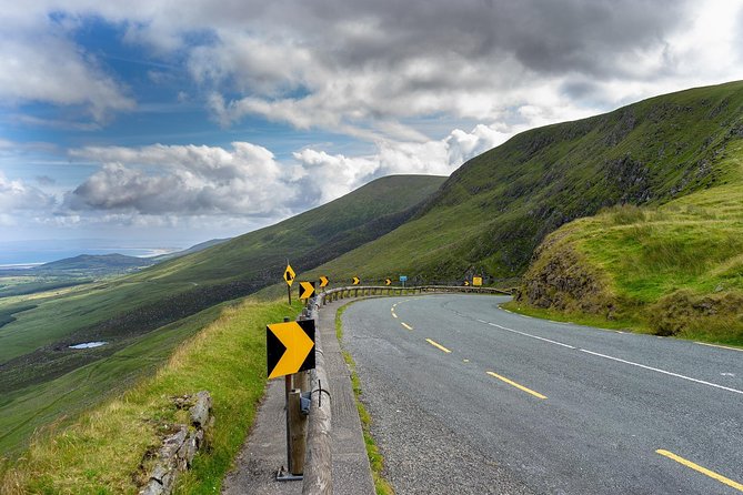 2-Day Cork, Blarney Castle and Ring of Kerry Rail Trip from Dublin - Killarney Overnight: What Included Breakfast Really Does for You