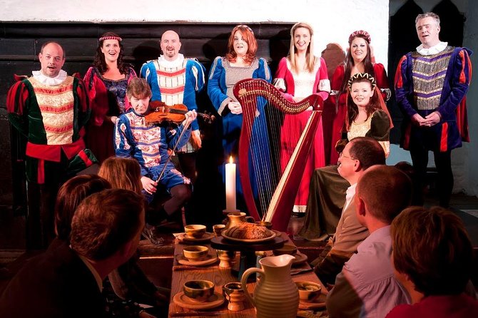 2-Day Rail Tour: Galway, Cliffs of Moher & Medieval banquet in Bunratty Castle - Bunratty Castle and Folk Park in the morning: what you actually get