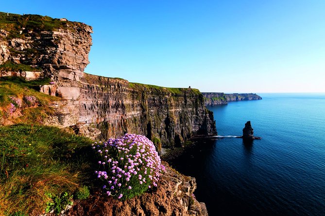2-Day Southern Ireland Tour from Dublin:Including Blarney and Cliffs of Moher - Blarney Castle and the Gift of Gab, Plus Woolen Mills Time