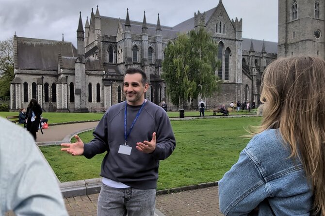 2 Hour Walking Tour of Dublin's City Centre - Logistics That Actually Matter: English Tour, Mobile Ticket, Transit-Friendly