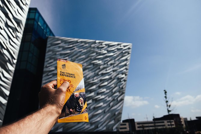 3-Day Discover Northern Ireland Small-Group Tour from Dublin - Mercedes Mini-Coach and the Small-Group Comfort Factor