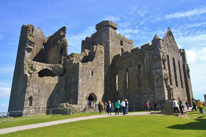 6-Day Magical Southern Explorer Small Group Tour - Day 1 in Ireland’s Middle Ground: Sally Gap, Glendalough, Kilkenny