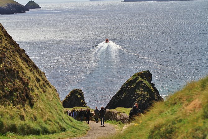 7-Day Ireland to Island Small Group Tour from Dublin - Day 4: Kayaking the Lakes of Killarney, Muckross House, and Torc Waterfall