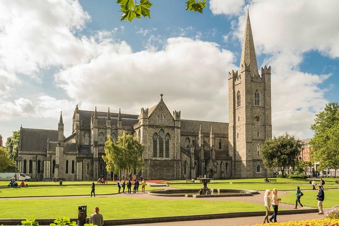 90 Minute Dublin Walking tour and Sightseeing tips - Temple Bar Tips That Go Beyond the Usual Hype