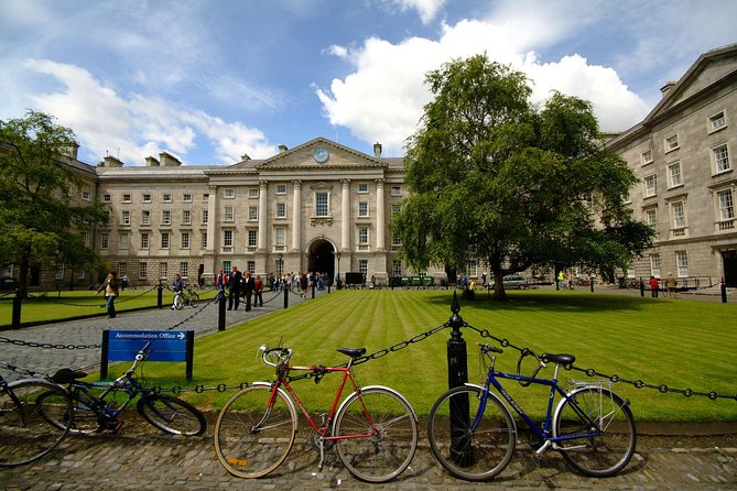 90 Minute Dublin Walking tour and Sightseeing tips - Christ Church Cathedral Finale and Turning Questions Into Plans