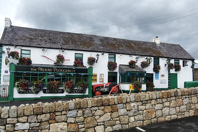 Afternoon Dublin Mountain Pub Tour(small group pub crawl max 15) - Johnnie Fox’s farm-house pub and live Irish music for lunch time