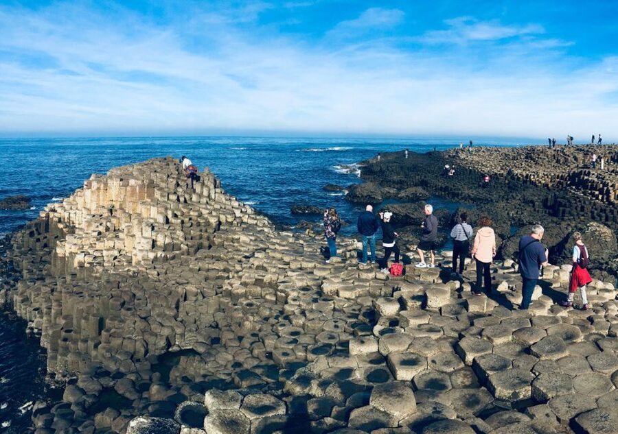 Belfast and Giant's Causeway in Italian or Spanish - Key things to know before you go