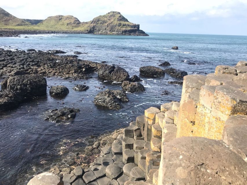 Belfast and Giant's Causeway in Italian or Spanish - Price and value: what $93 includes, and where you’ll spend extra