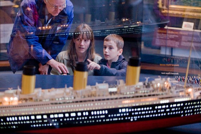 Belfast Day Tour From Dublin: Including Titanic Experience - Getting the Most Out of Your Day: Comfort, Photos, and Small Prep Tips