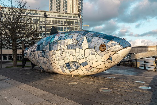 Belfast Day Tour From Dublin: Including Titanic Experience - Titanic Belfast: Nine Interactive Galleries and About Two Hours That Feel Just Right