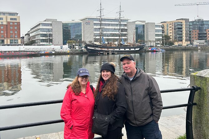 Best Dublin City & Bay Authentic Fun Tour with a True Dubliner - River Liffey Splits the City, and Bridges Do the Talking