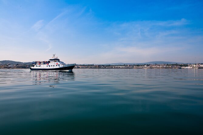 Boat Trip from Dun Laoghaire to Howth - The route from Dún Laoghaire to Howth: what you will see and why it matters
