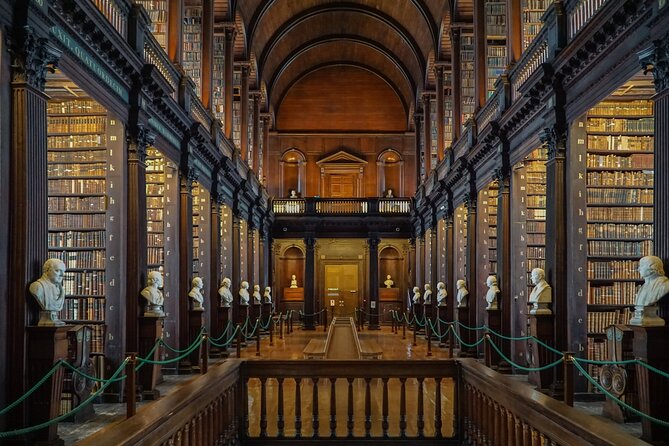 Book of Kells, Dublin Castle, Christ Church Cathedral Tour - Walking logistics: what to bring, what to skip
