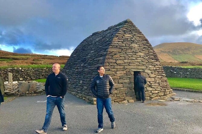 Castles/Classics Tour: 7 day Essential Ireland (Ashford Castle) - Small-group touring with Stephen McPhilemy and driver Noel