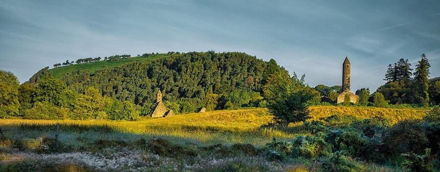 (Christmas Morning) Glendalough Half Day Tour from Dublin - Glendalough lakeshore stroll: your walking time and what to expect