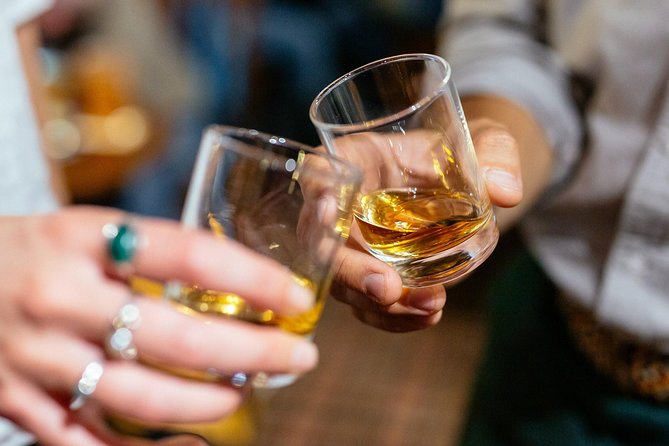 Classic Irish Pubs Private Tour of Dublin: Live Music, Beer and Nightlife - Who should book this Dublin pub-and-music tour