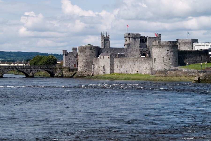 Cliffs of Moher and Blarney 2-Day Tour from Dublin - Cliffs of Moher: Atlantic Edge Experience and that edge-of-the-world feeling