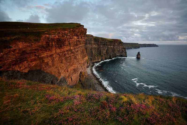 Cliffs of Moher: Private Luxury tour from Dublin - Private Mercedes V class to the Wild Atlantic Way