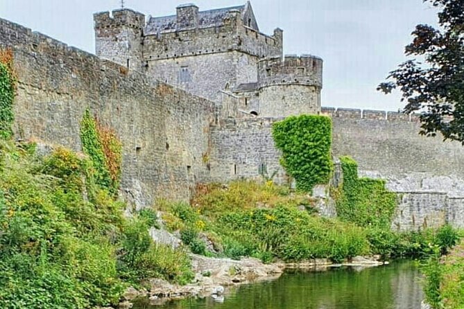 Cork City, Cahir Castle and Rock of Cashel Tour with Spanish Speaking Guide - Cork City Free Time: Two Hours to Choose Your Own Vibe