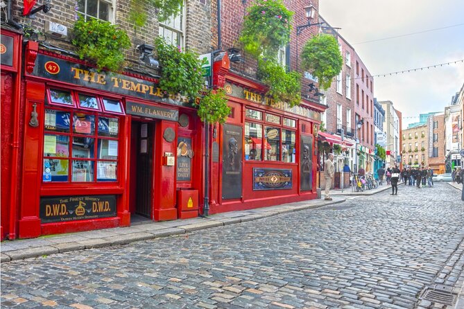 Cupid’s Trail: Romantic Puzzle Quest in Dublin - How Cupid’s Trail turns Dublin into a smartphone puzzle walk