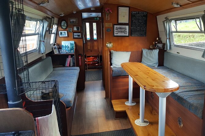 Digby Lock Cruise - Explore Ireland's Historic Grand Canal. - Boarding in Sallins: what to expect at Canal View