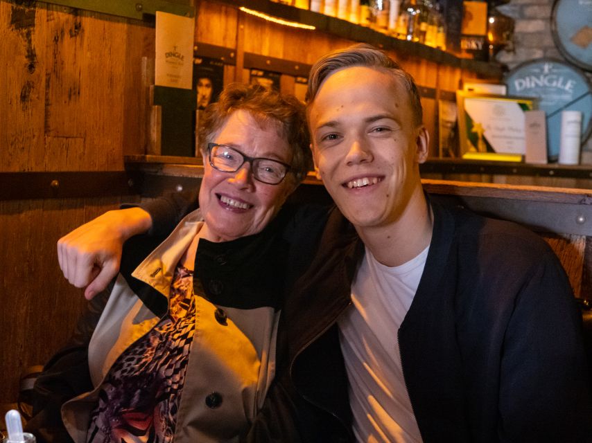Dublin: 2-Hour Premium Whiskey and Food Tasting Tour - Lincoln’s Inn to Temple Bar: the Dublin sights you get without slowing down