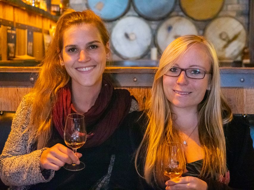 Dublin: 2-Hour Premium Whiskey and Food Tasting Tour - Small group size: why the $62 feels fair
