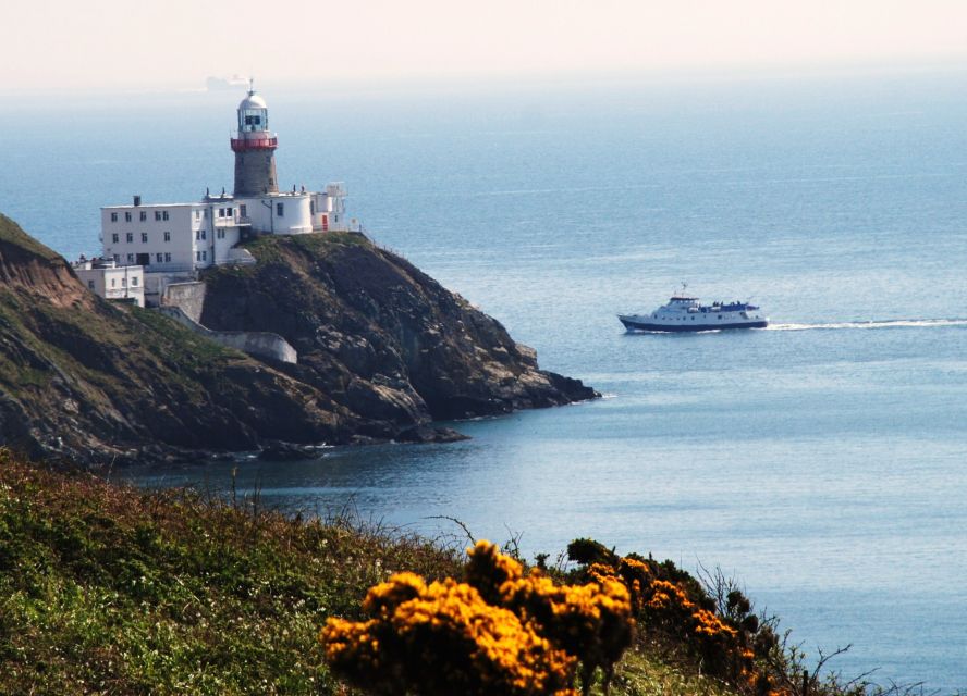 Dublin Bay: Cruise from the City Centre to Dun Laoghaire - Dublin Bay on a One-Way Cruise to Dun Laoghaire