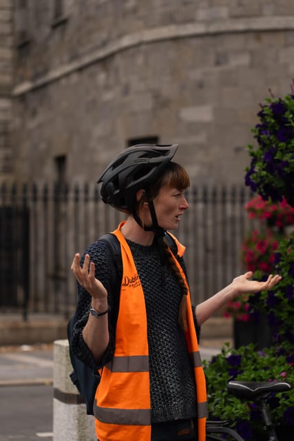 Dublin: Bike & E-Bike Tour with a Local Guide - No food stops, so plan your timing like a local