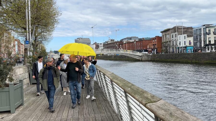 Dublin: Bucket List Sights Walking Tour - Starting at Christchurch Place, where the route makes sense