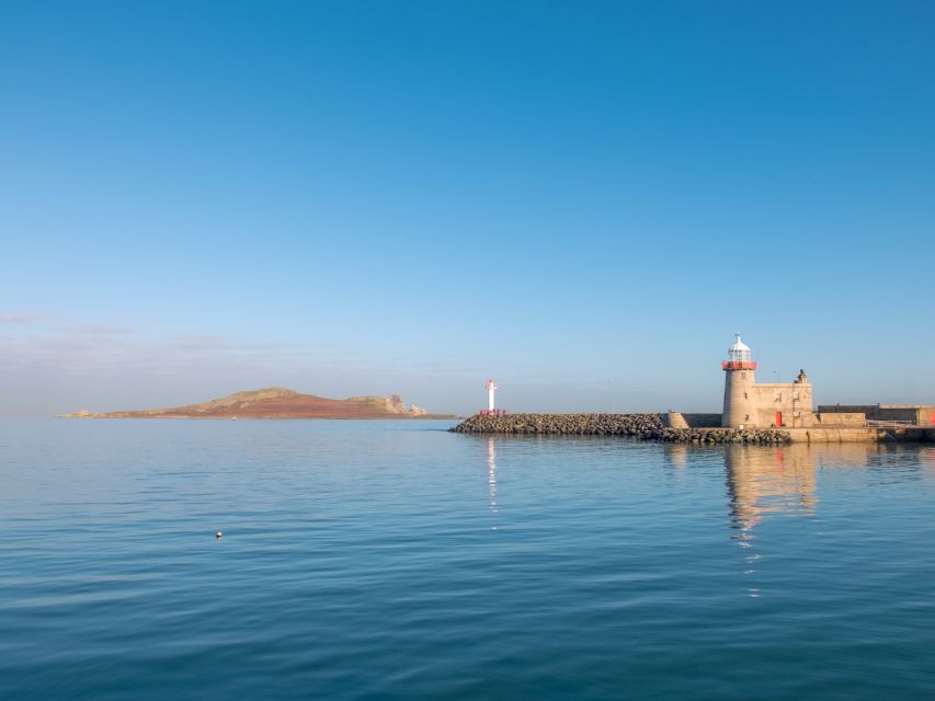 Dublin: Full-Day Howth and Malahide Castle Tour - Howth Free Time: Lunch, Harbour Seals, and Fishermen Village Energy