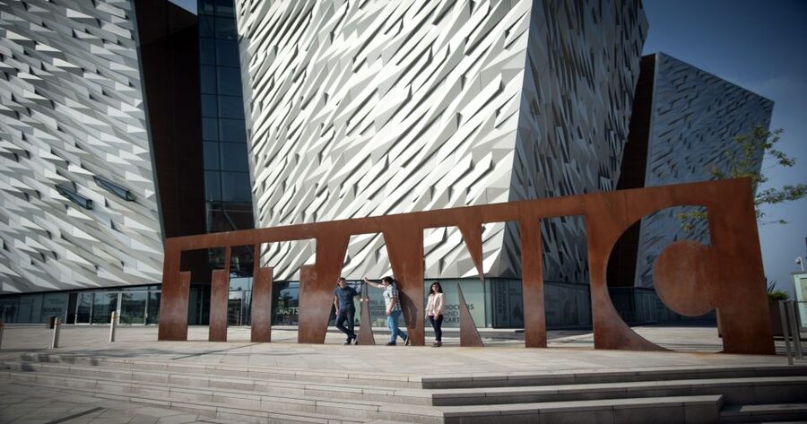 Dublin: Giant's Causeway & Belfast (Titanic or Black Taxi) - A Long Day That Actually Feels Efficient