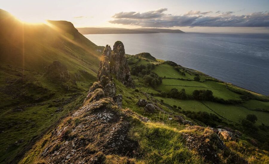 Dublin: Giant's Causeway, Dark Hedges & Titanic Guided Tour - Who this tour fits best, and who should skip it