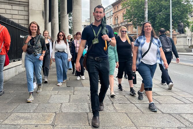 Dublin Highlights and Hidden Gems Guided Walking Tour - Smock Alley Theatre and an Old Pub Photo Stop