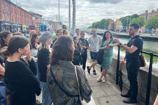Dublin Highlights and Hidden Gems Guided Walking Tour - Trinity College Dublin Outside: Book of Kells and the Best Next Step