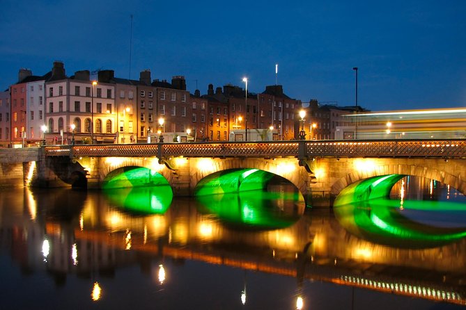 Dublin Hop-on Hop-off Bus Tour - Live Tour auf Deutsch - St. Stephen’s Green to the Little Museum: one ticket included