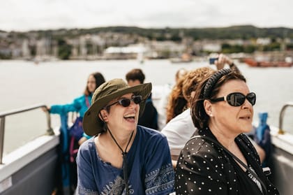 Dublin: Howth Coastal Boat Tour - Comfort and practical tips for a rainy Irish pier day