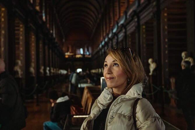 Dublin in a Day: Dublin Castle, Book of Kells, Guinness & Whiskey - Guinness Storehouse and the Gravity Bar, your included pint with views