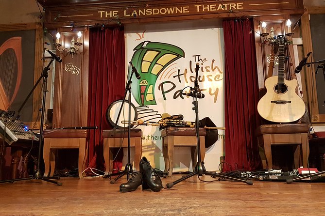 Dublin Irish House Party Live Show, Dinner Option Available - Getting there, bar drinks, and how to plan your night in Dublin