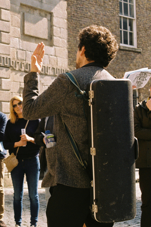 Dublin: Irish Music Walking Tour with Live Performance - Price and value: $27 for 2 hours of live folk storytelling