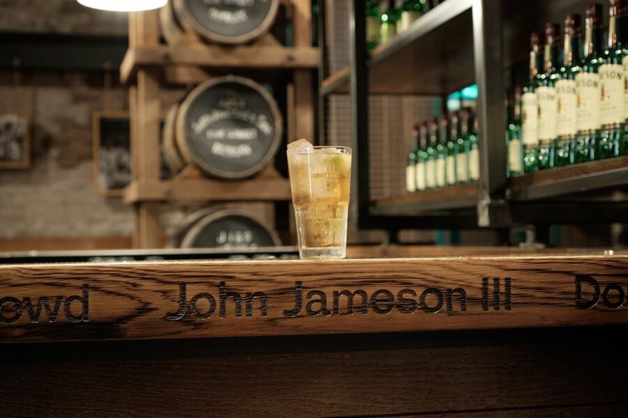 Dublin: Jameson Whiskey Distillery Tour with Tastings - The comparative tasting: how to taste 3 whiskeys without guessing
