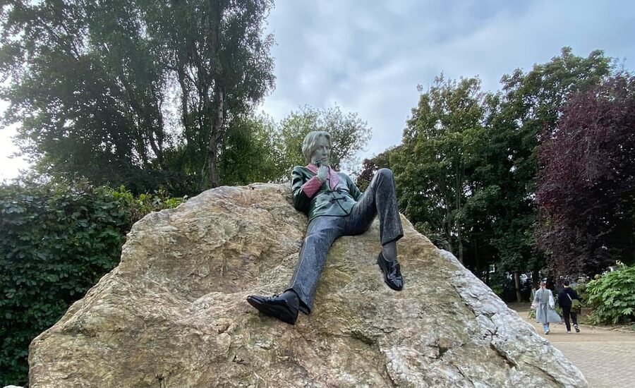 Dublin: Literary Walking Tour - Wilde, Yeats & Joyce - A 2-hour walk that links Wilde, Yeats, and Joyce to actual Dublin corners
