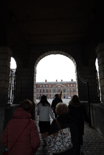 Dublin: Macabre History Walking Tour - Meeting at O’Connell Street Spire, and What 2 Hours Feels Like