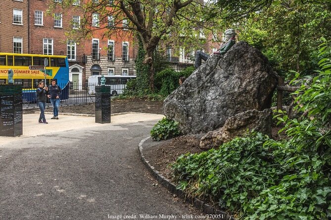 Dublin Off-The-Beaten-Path Private Literary Walking Tour - A private 2.5-hour Dublin literary walk that feels like a guided city map