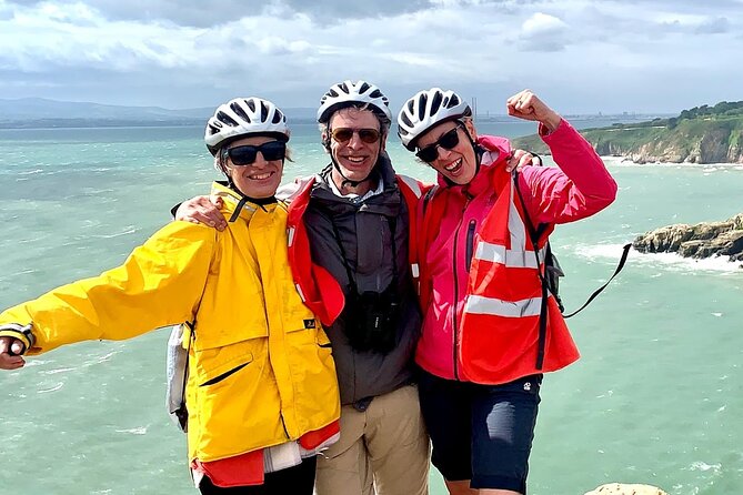 Dublin Panoramic e-Bike Tour with Howth Adventures - The first cruise: from briefing to Howth Harbour piers and the lighthouse run