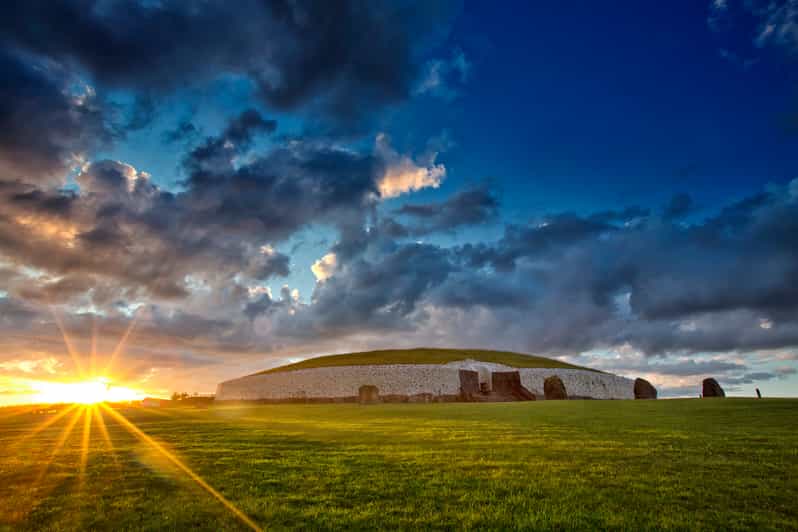 Dublin: Private Boyne Valley and Trim Castle Day Tour - Dunboyne Castle afternoon tea, a luxury reset without rushing