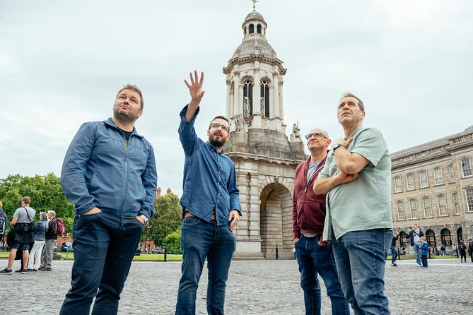 Dublin Private Highlights & History of 1916 Easter Rising Tour - The Local Drink or Tasting: Why That Small Stop Helps