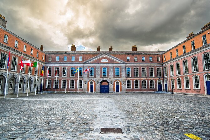 Dublin Private Medieval Walking Tour - Cook Street and the medieval city walls and gate