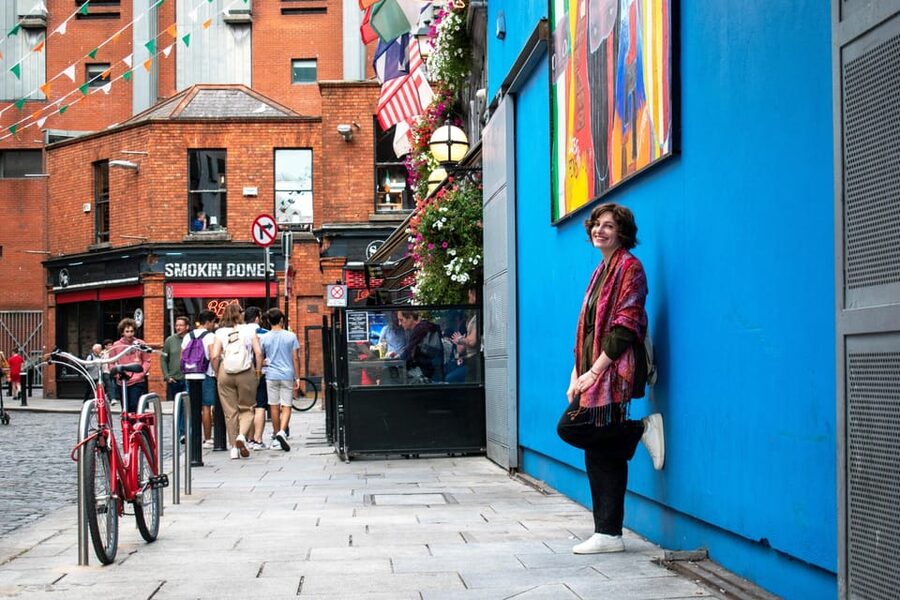 Dublin: Private Photo Experience - Trinity College to Temple Bar, Where You Get Contrast in Your Photos